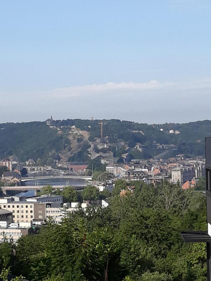 Bed Vue Sur Vallee De La Meuse Namur Bouge Exteriör bild